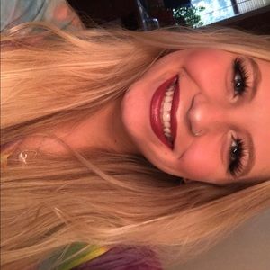 Meet your Posher, Ari